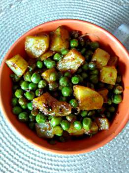 Ready potato peas - aloo matar subji