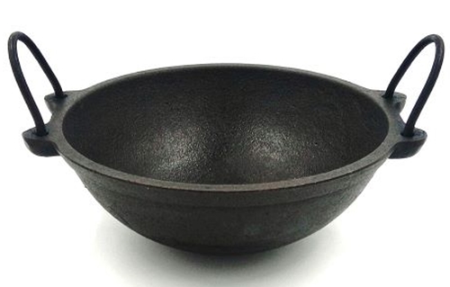 cast iron kadai - 500x319