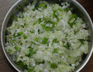 Cucumber salad - Kakdi Koshimbir - Savatekai kosambiri